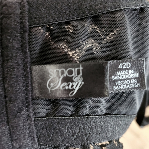 Lace bra with gem - Picture 3 of 3